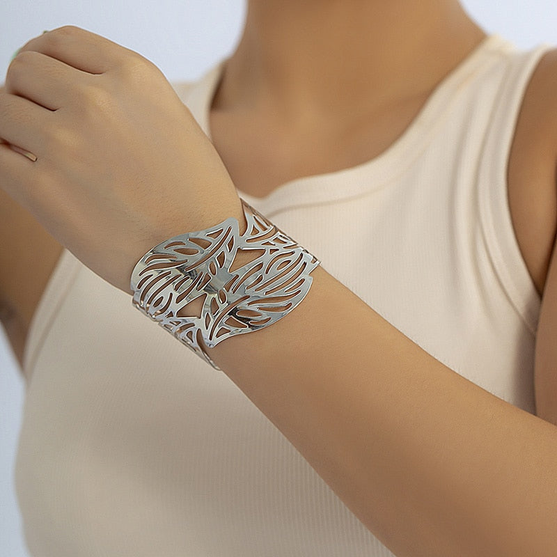 Open Metal Bracelet Hollow Flower Leaf Bangle